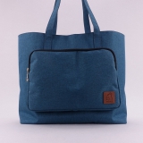 女(nǚ)包、女(nǚ)士包包、手提包、購(gòu)物包、收納包個(gè)性化(huà)定制、皮具箱包設計出紙格、手袋包袋打樣制版、布包皮包OEM代工生(shēng)産制造、學生(shēng)畢業設計大賽作(zuò)品縫制、手工皮具私人(rén)專屬制作(zuò)、款号180921